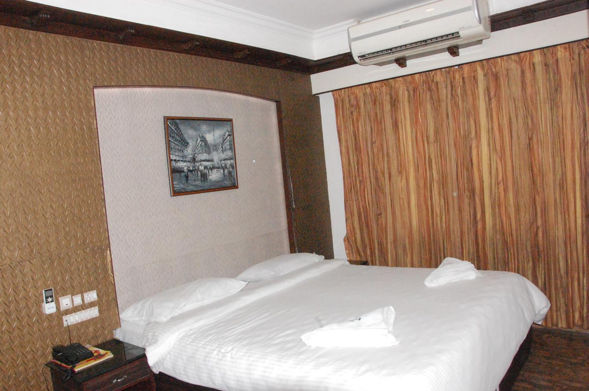 Hotel Blue Star Coimbatore Eksteriør bilde